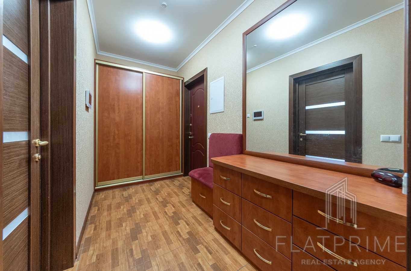 Продажа 4-комнатной квартиры 96 м², Академика Палладина просп., 13