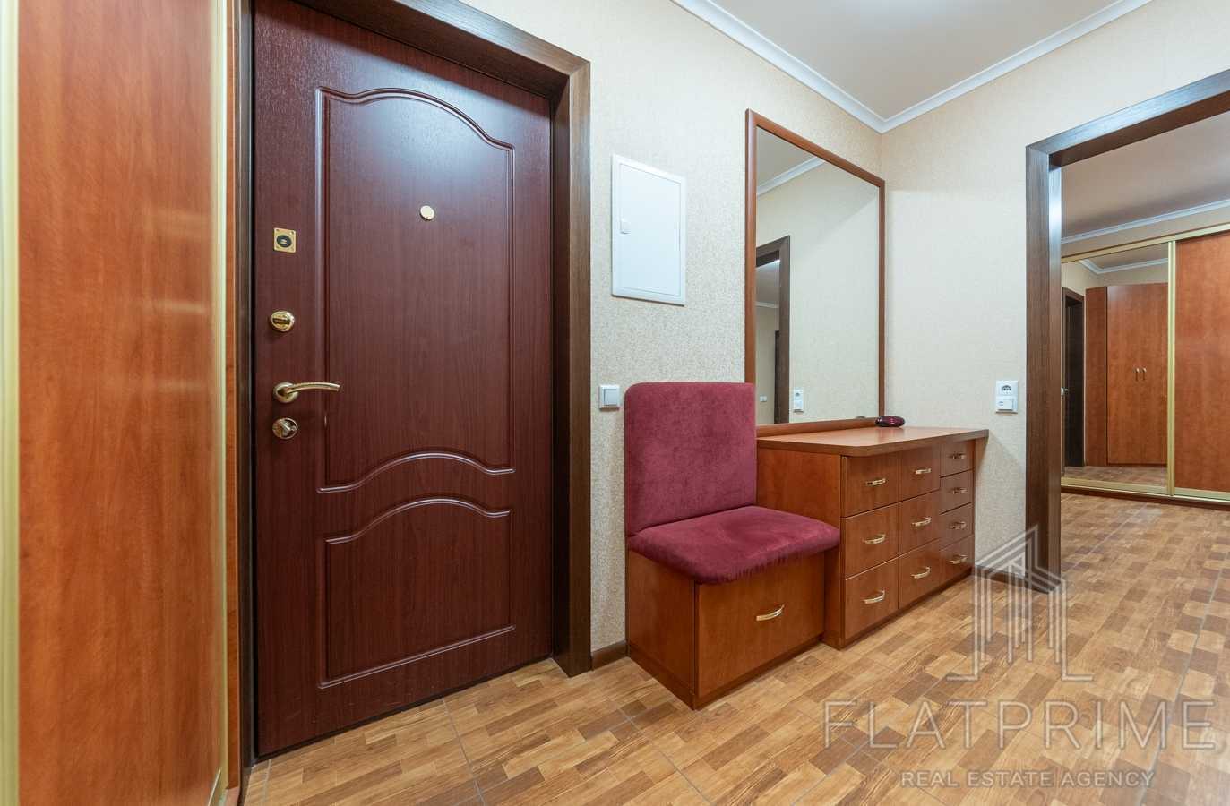 Продажа 4-комнатной квартиры 96 м², Академика Палладина просп., 13