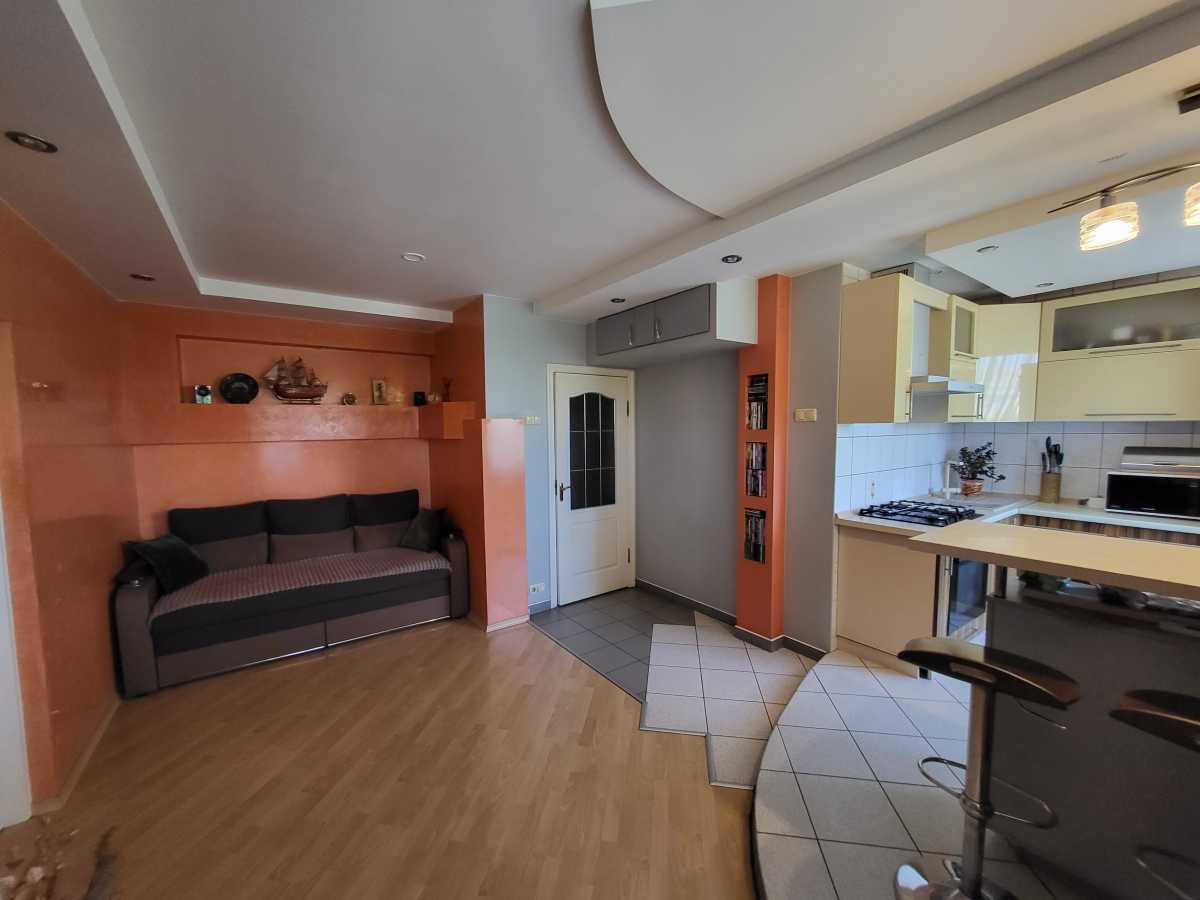 Продажа 1-комнатной квартиры 45 м², Ереванская ул., 31/1