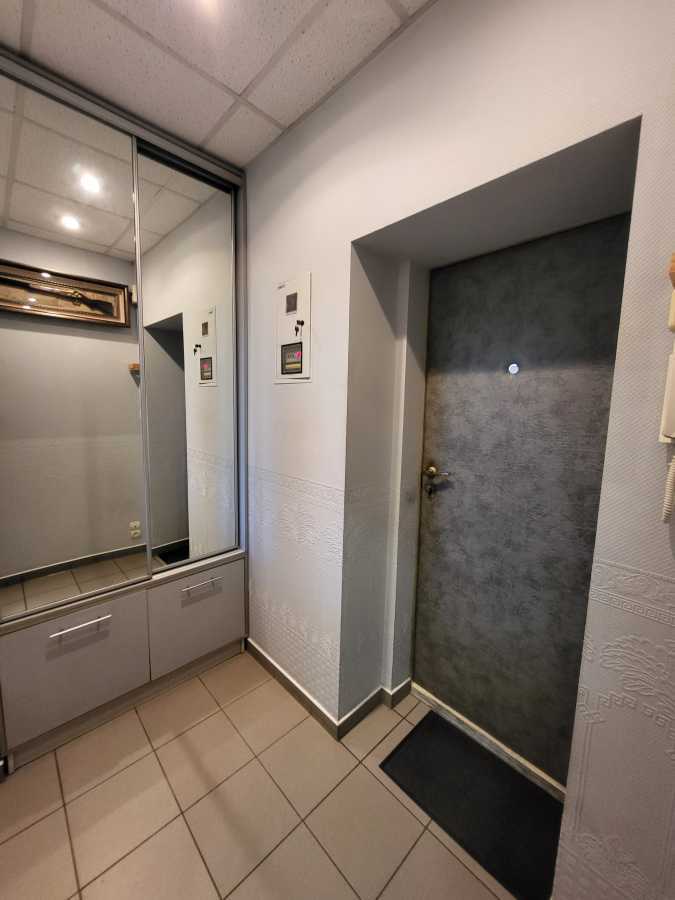 Продажа 1-комнатной квартиры 45 м², Ереванская ул., 31/1