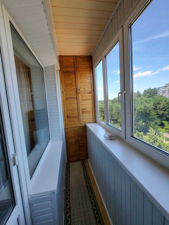 Продажа 1-комнатной квартиры 45 м², Ереванская ул., 31/1