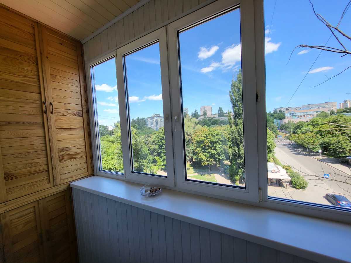 Продажа 1-комнатной квартиры 45 м², Ереванская ул., 31/1