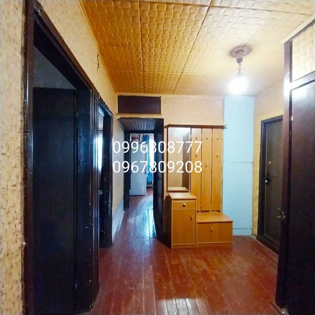 Продаж 3-кімнатної квартири 62 м², Владислава Зубенко вул.