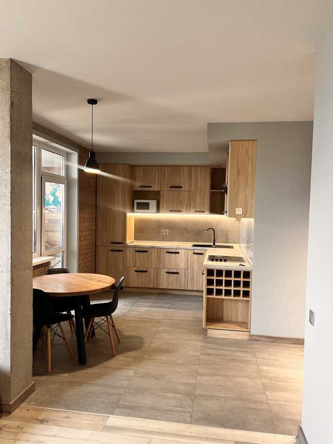 Продаж 1-кімнатної квартири 42 м², В'ячеслава Чорновола вул., 6а