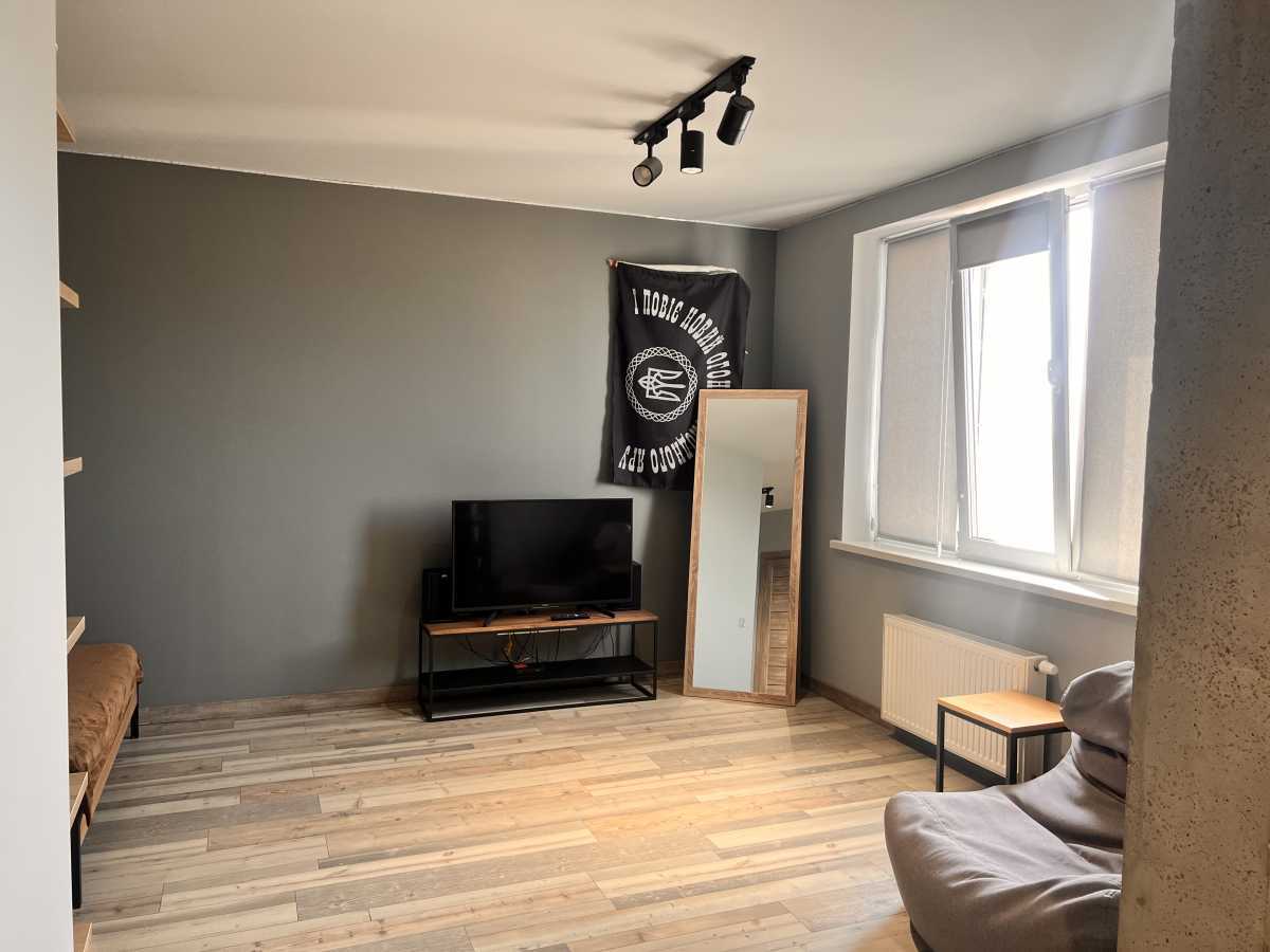 Продаж 1-кімнатної квартири 42 м², В'ячеслава Чорновола вул., 6а