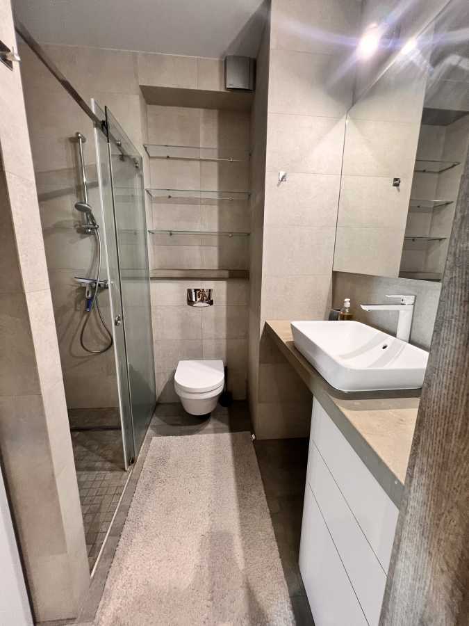 Продаж 1-кімнатної квартири 42 м², В'ячеслава Чорновола вул., 6а