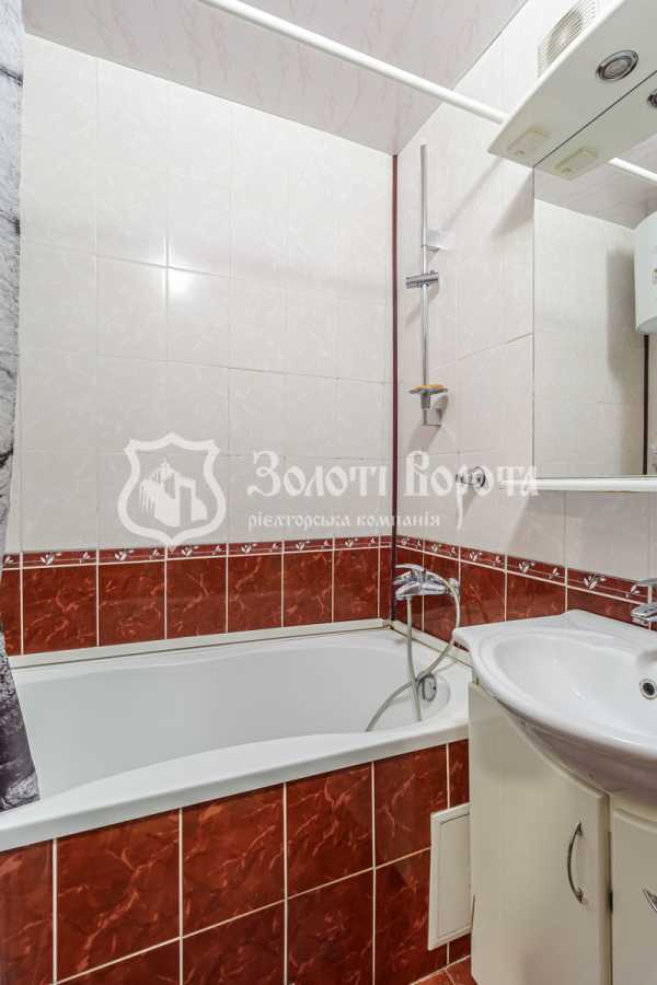 Продаж 1-кімнатної квартири 47 м², Деревлянська вул., 2/6