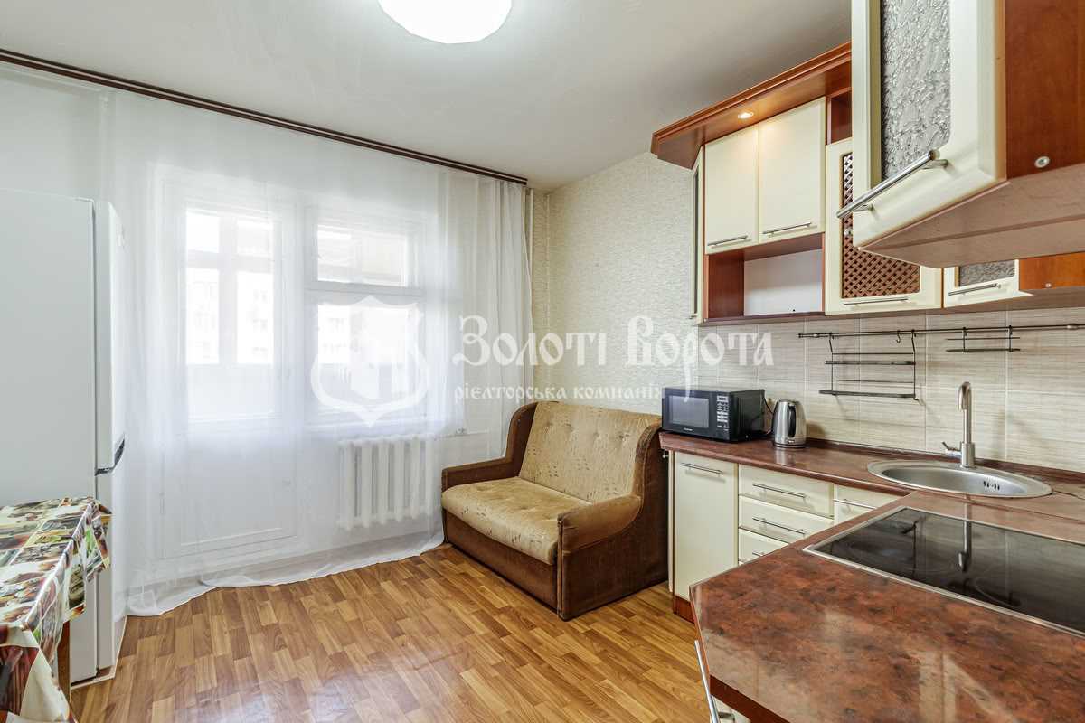 Продаж 1-кімнатної квартири 43.9 м², Лариси Руденко вул., 21