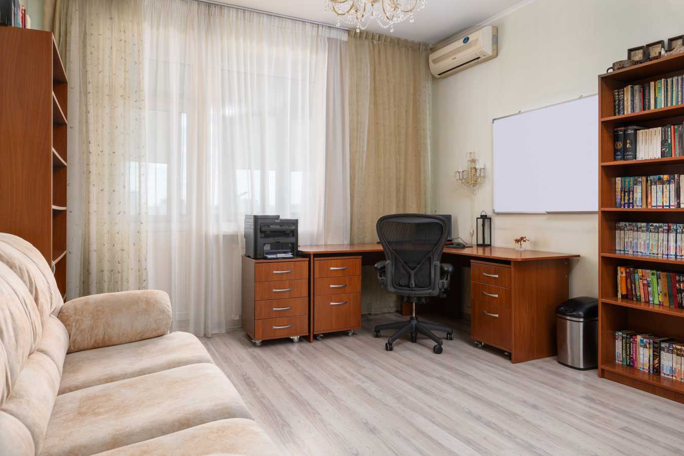Продажа 3-комнатной квартиры 120 м², Маршала Тимошенко ул., 21