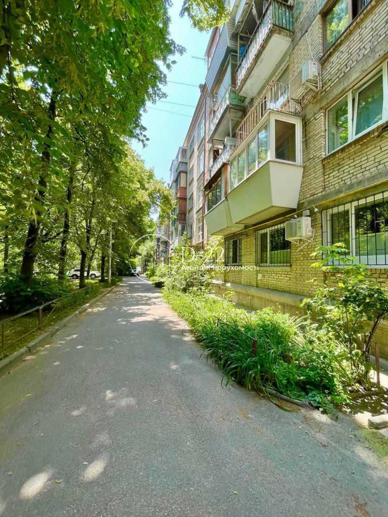 Продаж 2-кімнатної квартири 46 м², Михайла Бойчука вул., 18Б