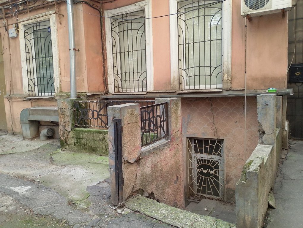 Продаж офісу 72.5 м², Преображенська вул., 57