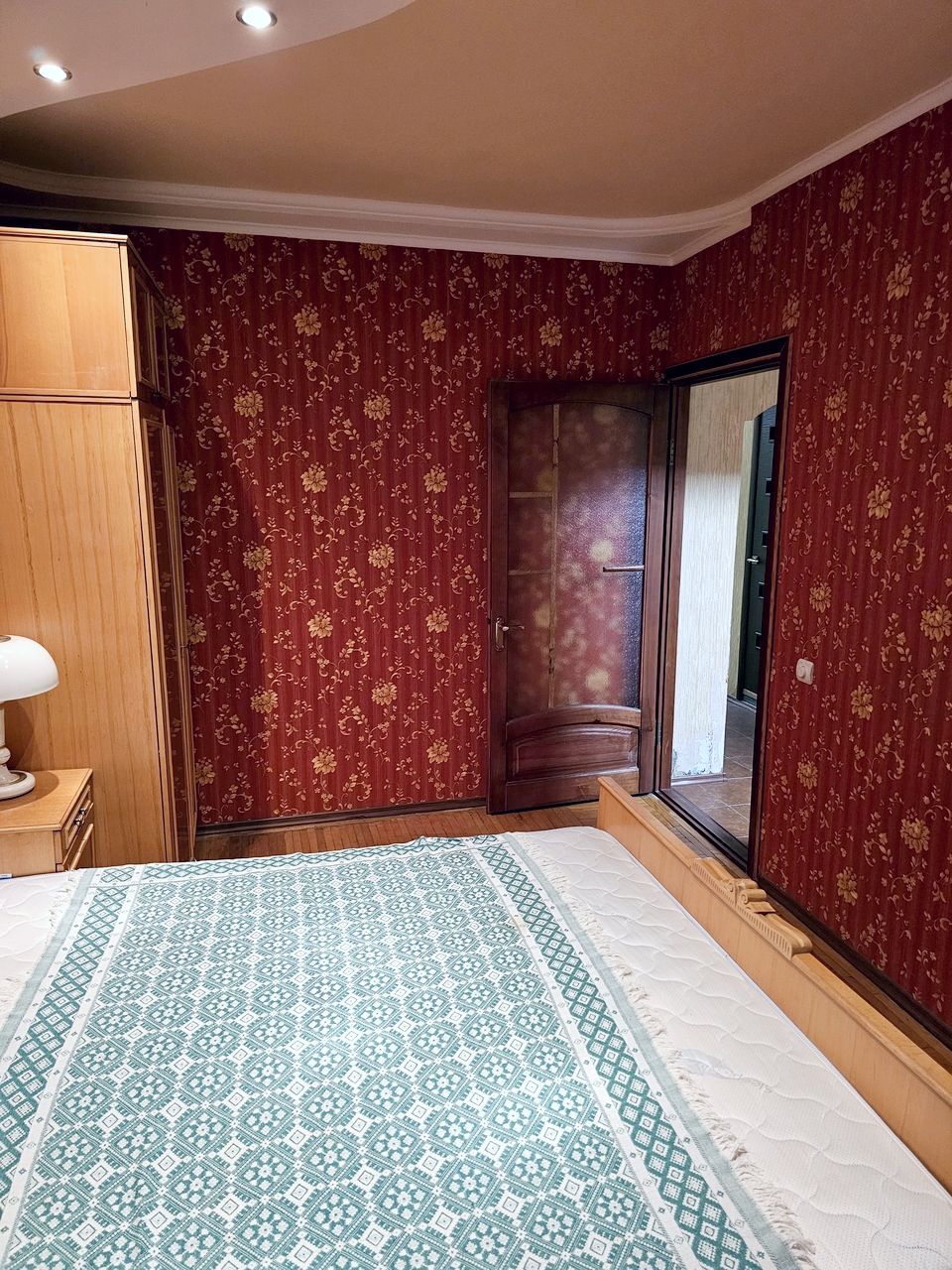 Оренда 3-кімнатної квартири 74 м², Миру просп., 63