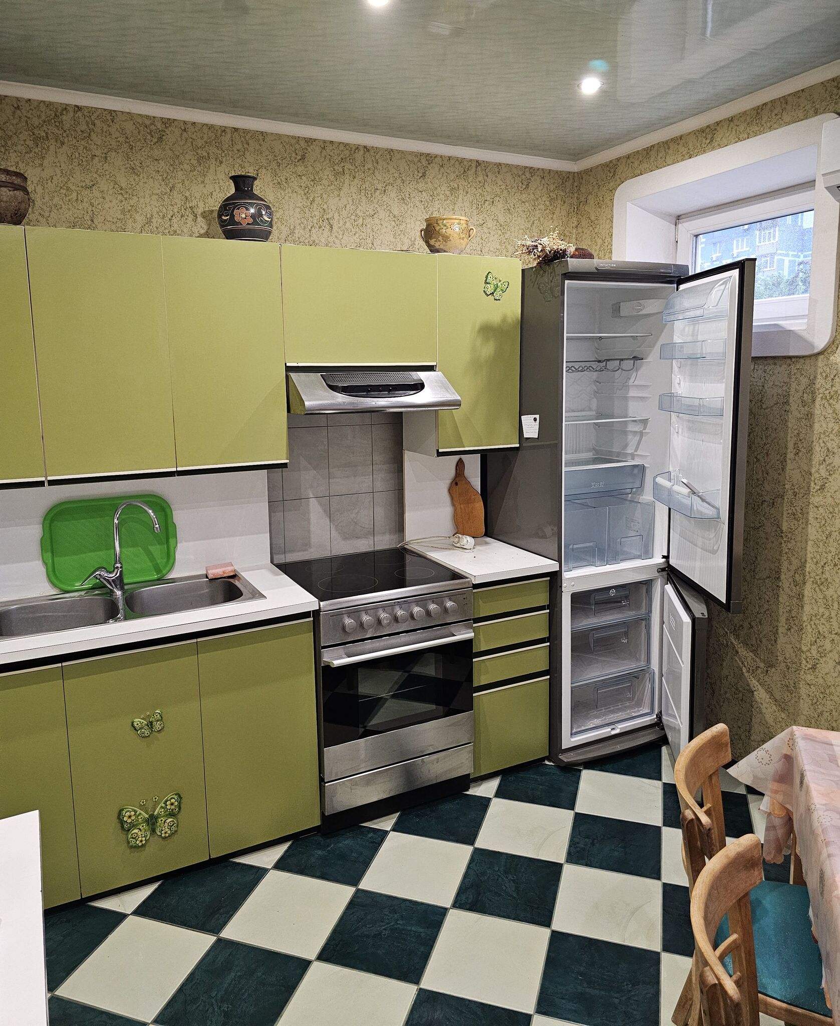 Оренда 3-кімнатної квартири 74 м², Миру просп., 63