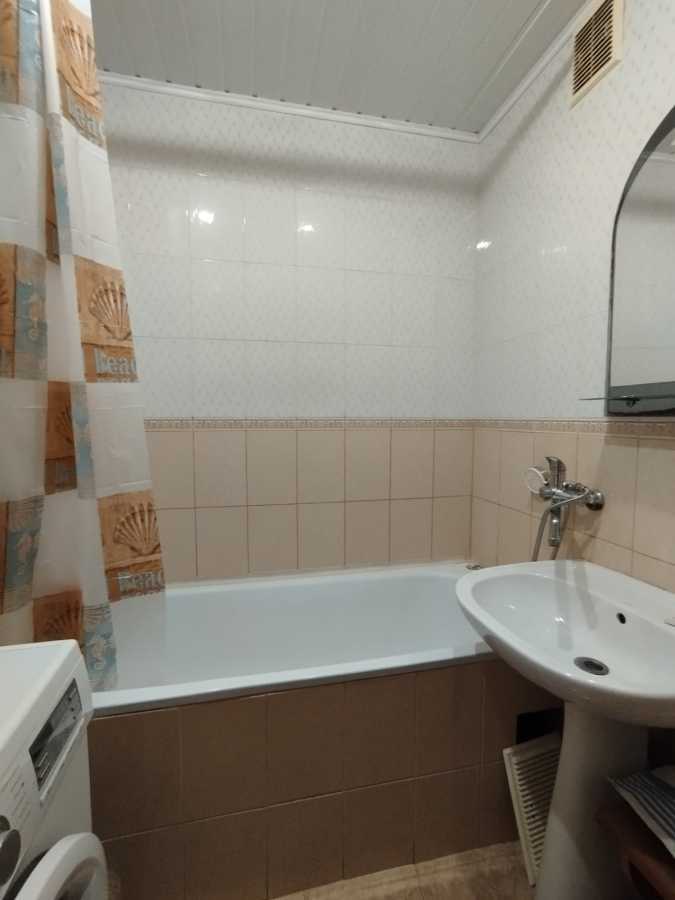 Оренда 2-кімнатної квартири 53 м², Героїв просп., 23
