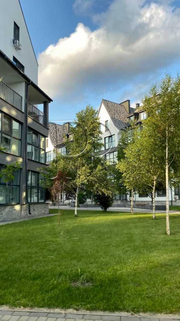 Продаж 2-кімнатної квартири 125 м², 10/3