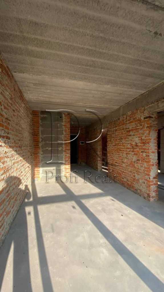 Продаж 2-кімнатної квартири 125 м², 10/3