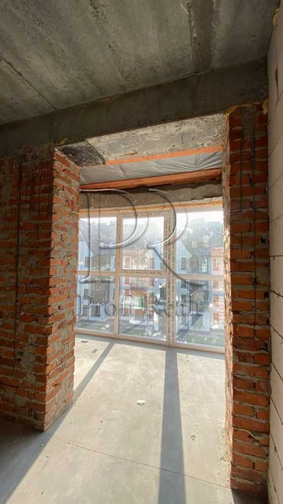 Продаж 2-кімнатної квартири 125 м², 10/3