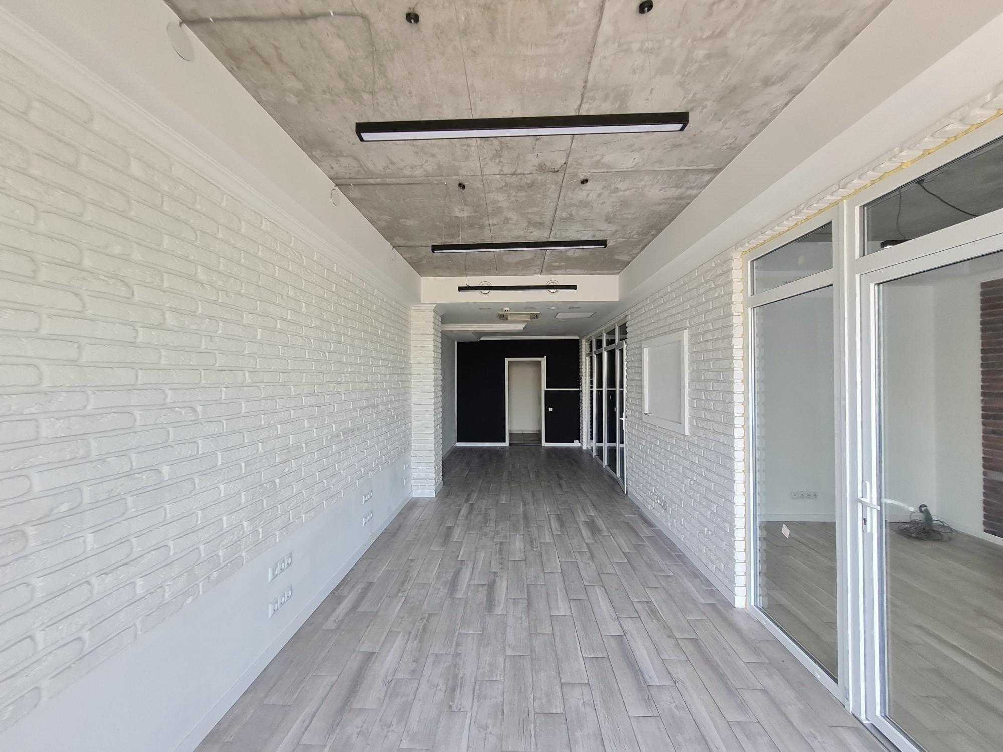 Оренда офісу 61.5 м², Валерія Лобановського просп., 119