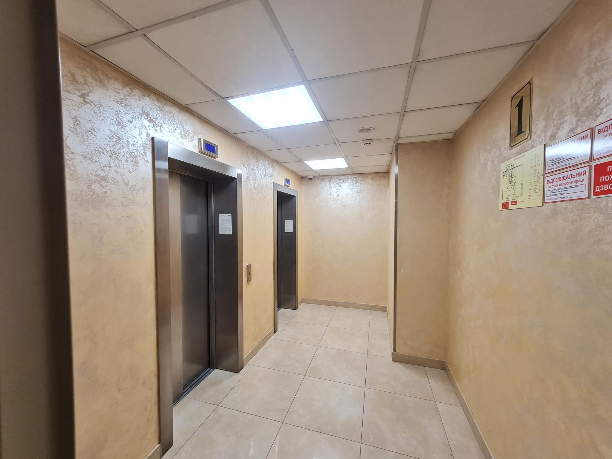 Оренда офісу 61.5 м², Валерія Лобановського просп., 119