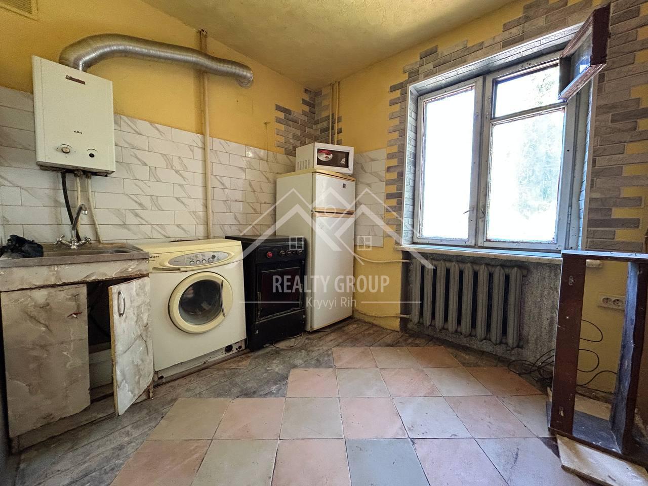 Продаж 1-кімнатної квартири 30 м², Соборності вул., 50