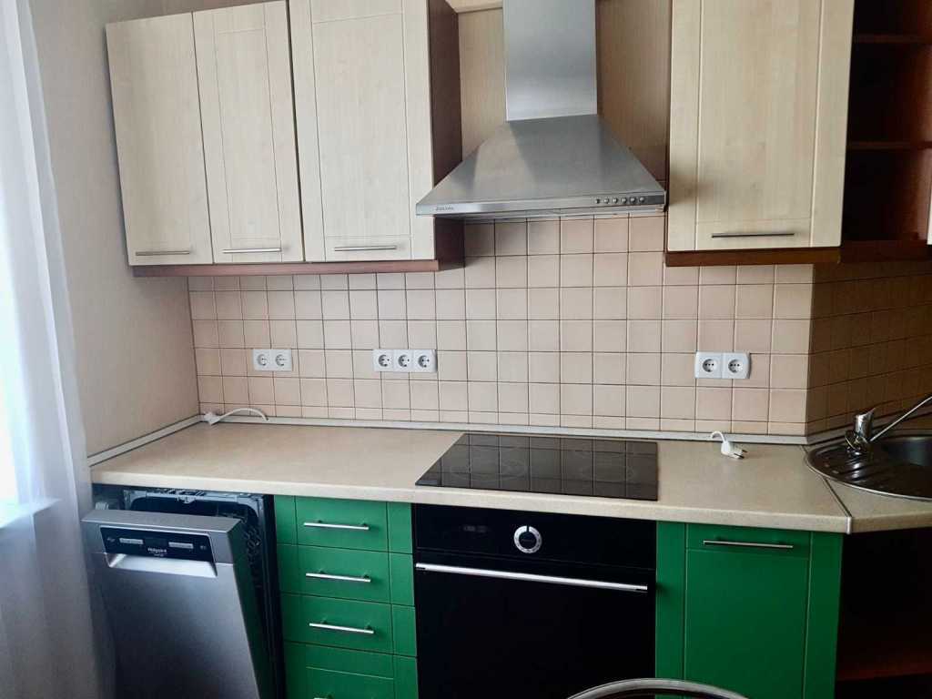 Оренда 2-кімнатної квартири 80 м², Лайоша Гавро, 1