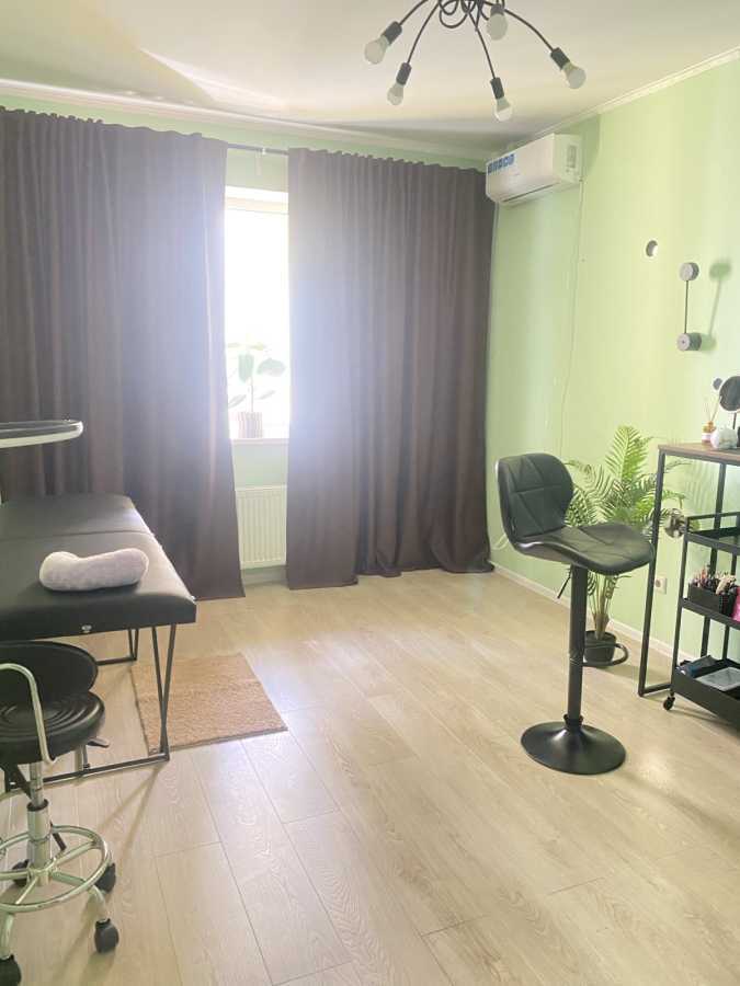Продажа 1-комнатной квартиры 70 м², Харьковское шоссе, 182