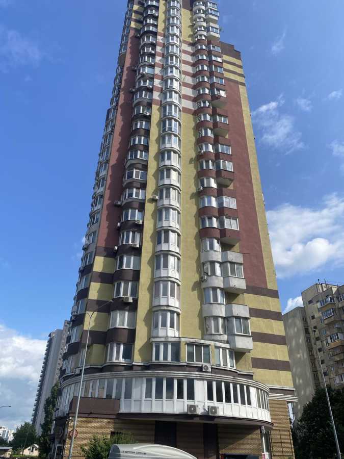 Продажа 1-комнатной квартиры 70 м², Харьковское шоссе, 182