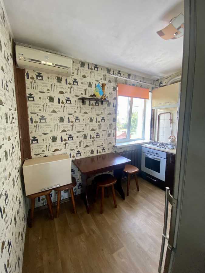 Продаж 1-кімнатної квартири 25.8 м², Ясна вул.