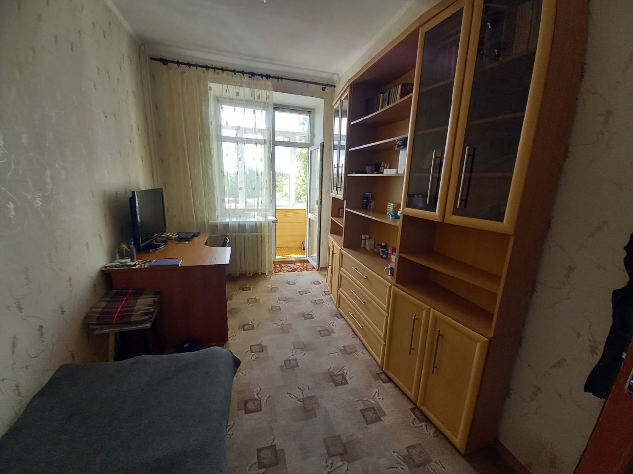 Продаж 3-кімнатної квартири 68 м², Юридична вул.