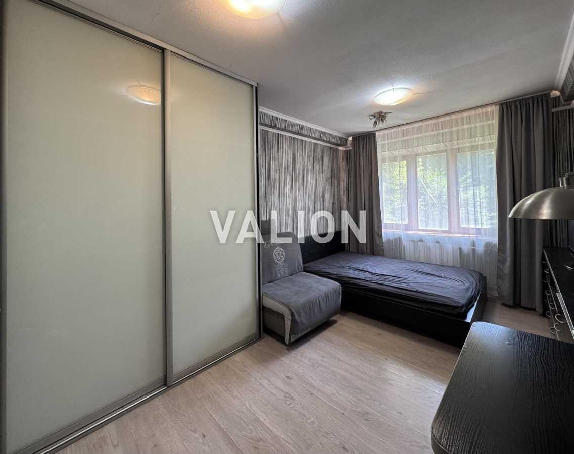 Продаж 3-кімнатної квартири 64.46 м², Курська, 11