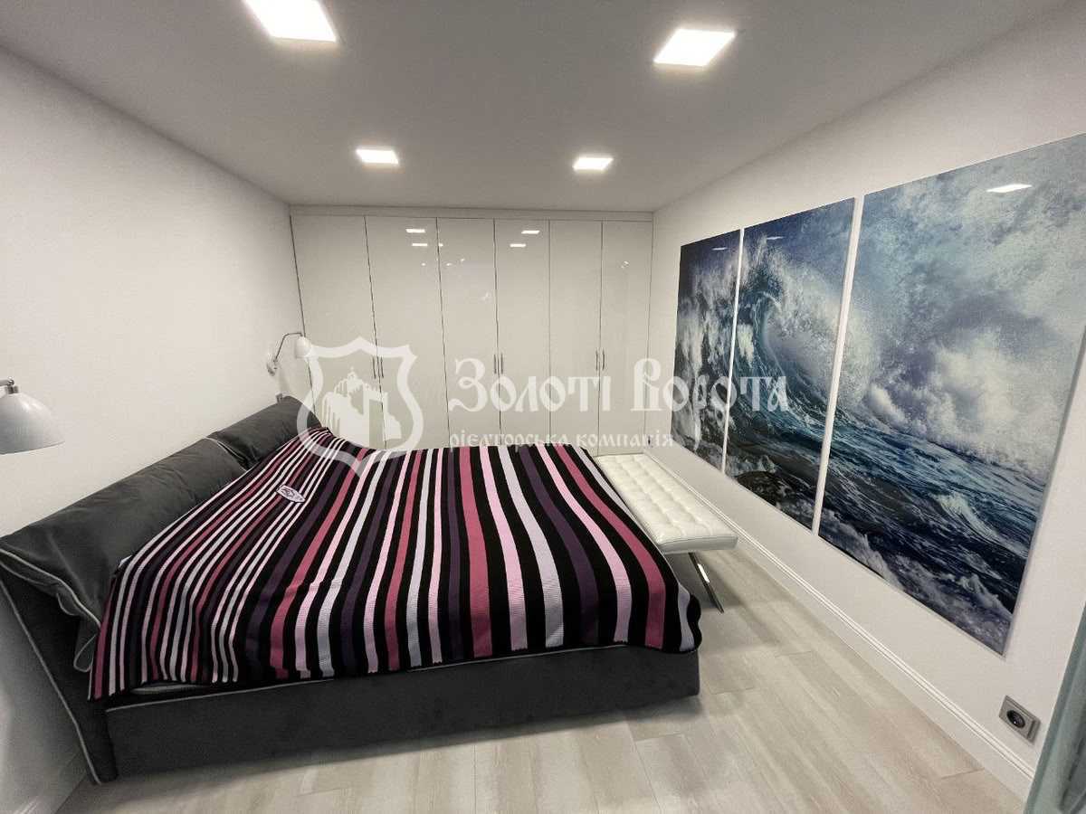 Продаж 2-кімнатної квартири 60 м², Героїв Сталінграда просп., 2Д