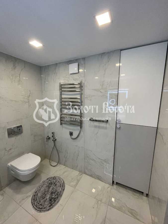 Продаж 2-кімнатної квартири 60 м², Героїв Сталінграда просп., 2Д
