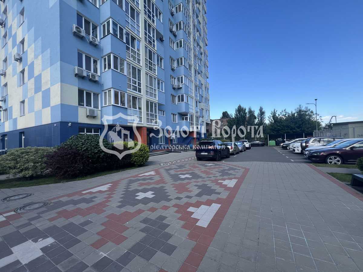 Продаж 3-кімнатної квартири 81.3 м², Пріорська вул., 16
