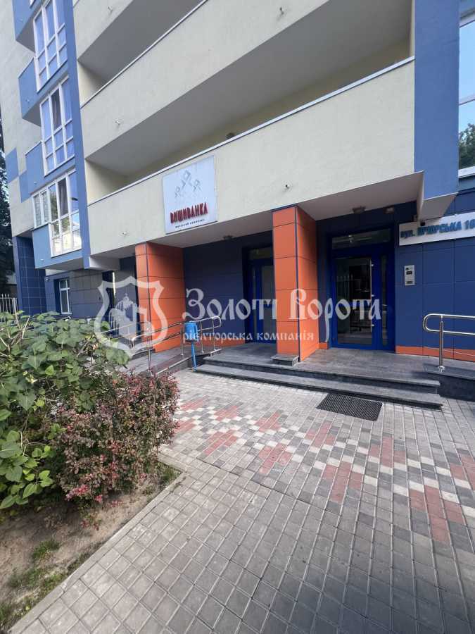 Продаж 3-кімнатної квартири 81.3 м², Пріорська вул., 16