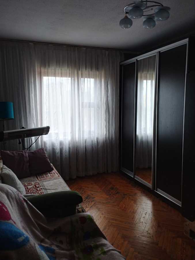 Продажа 3-комнатной квартиры 72 м², Березняковская ул., 20