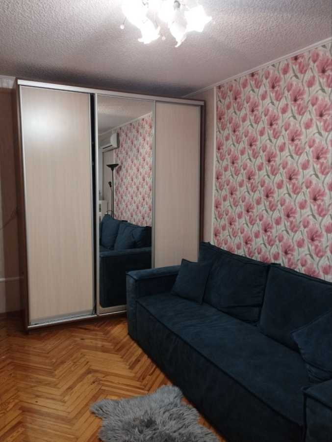 Продажа 3-комнатной квартиры 72 м², Березняковская ул., 20