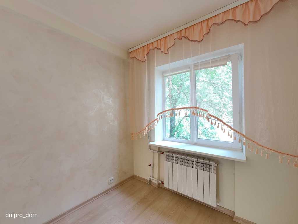 Продаж 2-кімнатної квартири 49 м², Батумська вул., 10