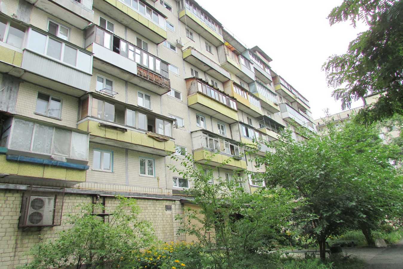 Продаж 3-кімнатної квартири 59.6 м², Чорнобильська вул., 3