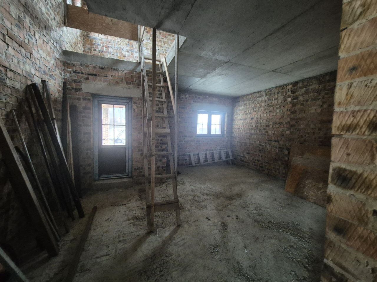 Продажа коттеджа 470 м², Космонавтів вул.
