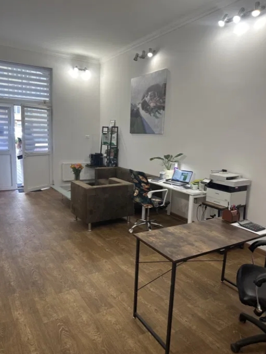 Аренда офиса 34 м², Аркадиевский пер.