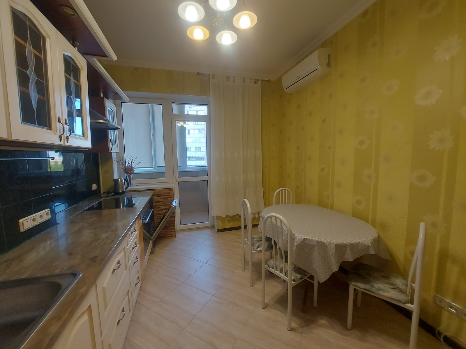 Оренда 2-кімнатної квартири 80 м², Небесної сотні просп., 3А К6