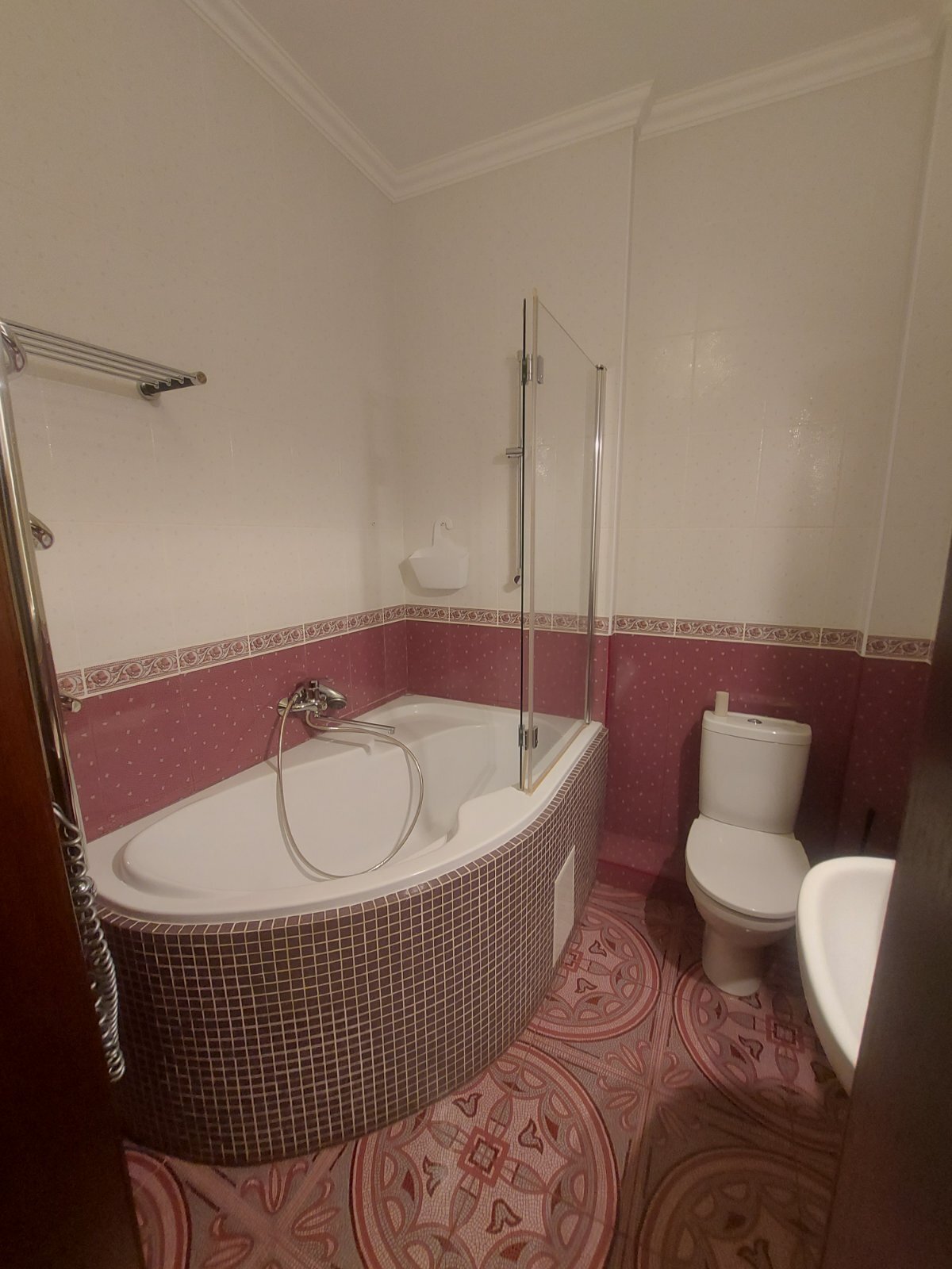 Оренда 2-кімнатної квартири 80 м², Небесної сотні просп., 3А К6
