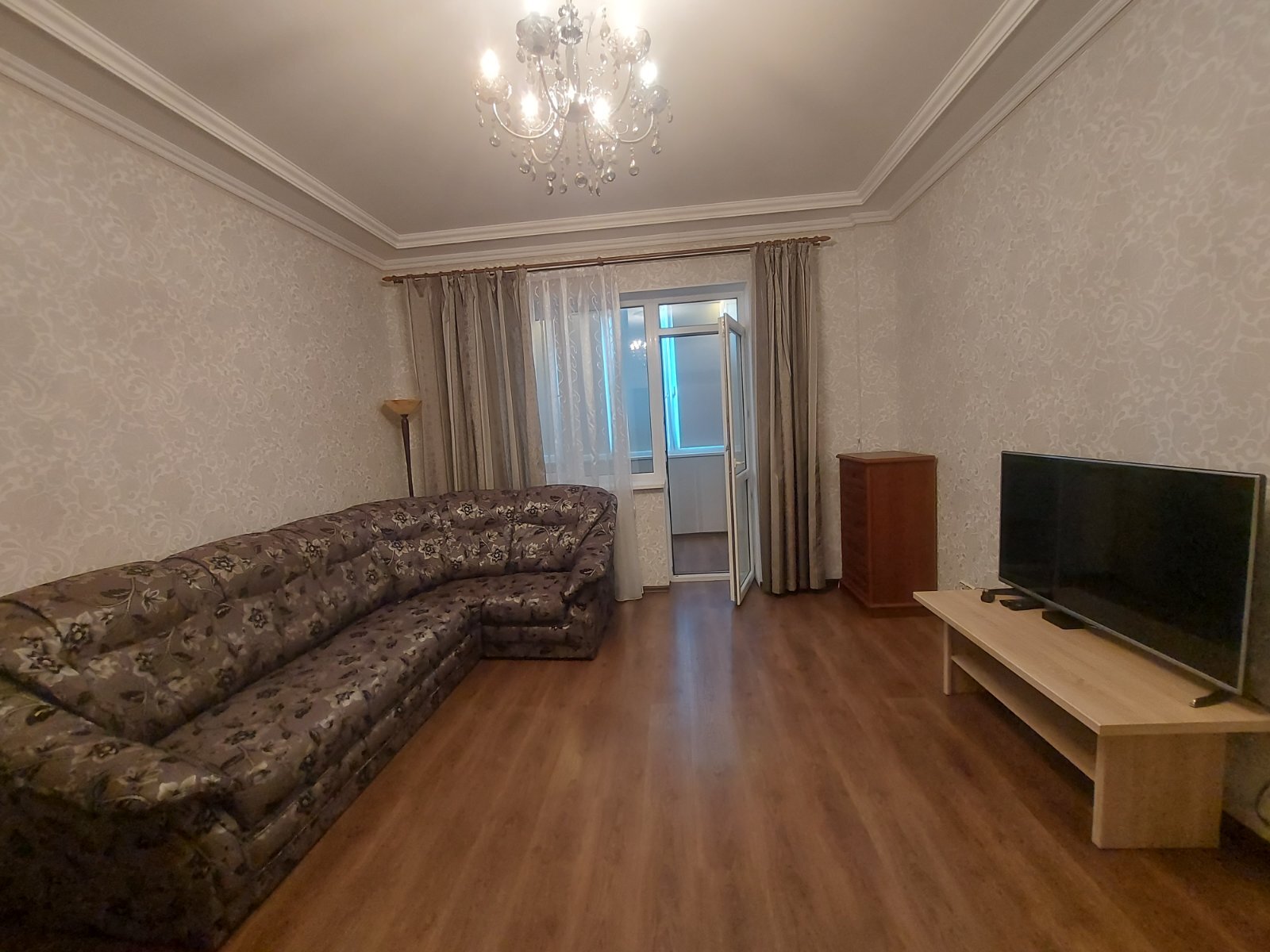 Оренда 2-кімнатної квартири 80 м², Небесної сотні просп., 3А К6