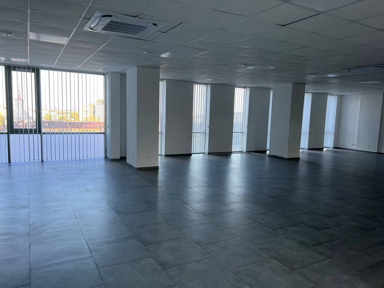 Аренда офиса 235 м², Андрея Фабра ул., 11