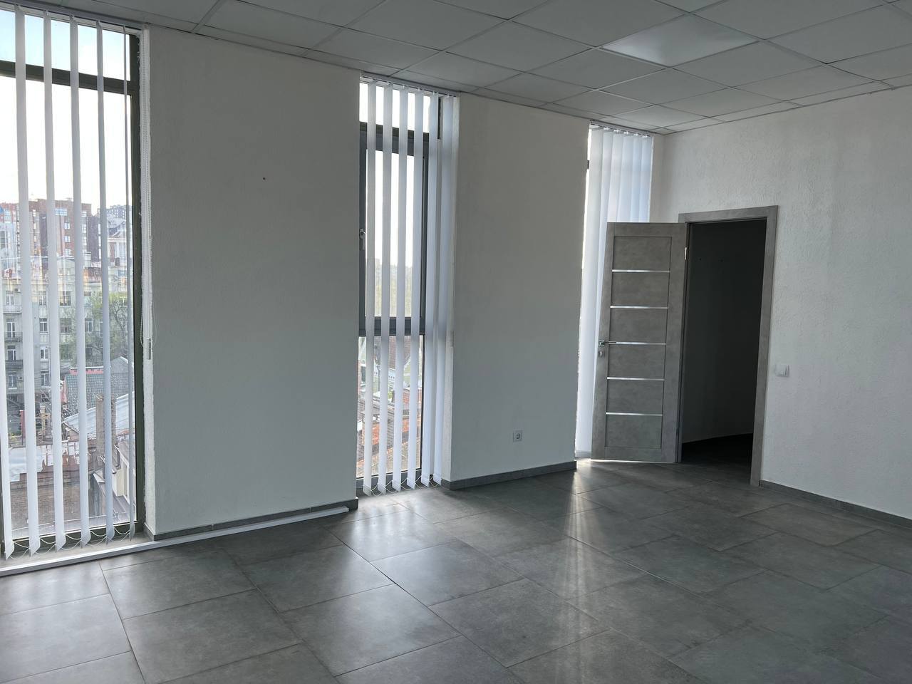 Аренда офиса 235 м², Андрея Фабра ул., 11