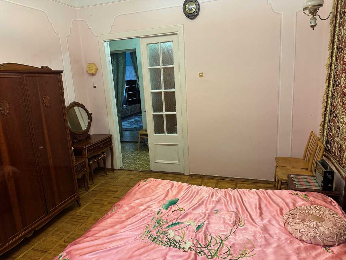 Продажа 2-комнатной квартиры 54 м², Глазунова ул., 3