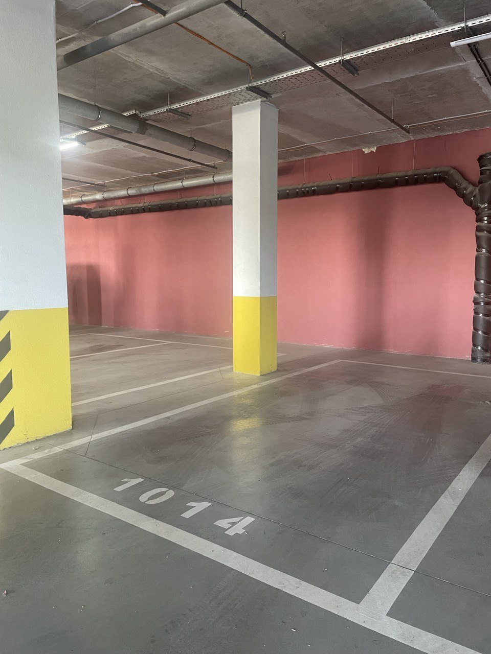 Продаж машиномісця 13.8 м², Новопечерський пров.
