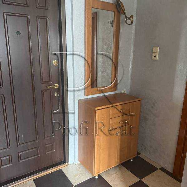 Продаж 2-кімнатної квартири 45 м², Деміївська вул., 45