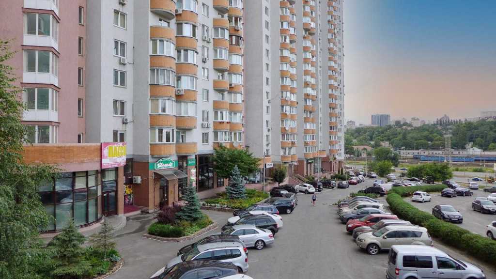 Оренда 2-кімнатної квартири 72 м², Феодосійський пров., 14
