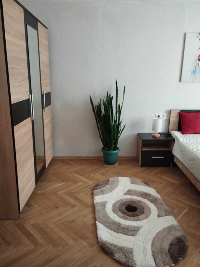 Аренда 2-комнатной квартиры 45 м², Елены Телиги ул., 17